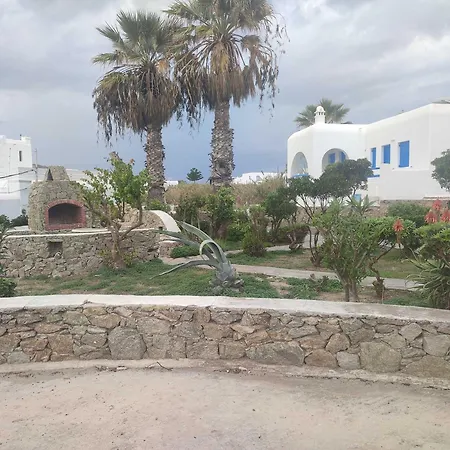 Beachside 2 Bd Stylish Apt W Private Patio * Ornos (Mykonos)