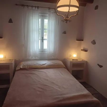 Beachside 2 Bd Stylish Apt W Private Patio Ornos (Mykonos)