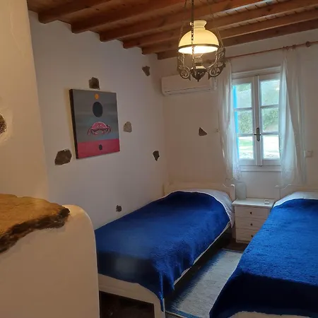 Beachside 2 Bd Stylish Apt W Private Patio * Ornos (Mykonos)